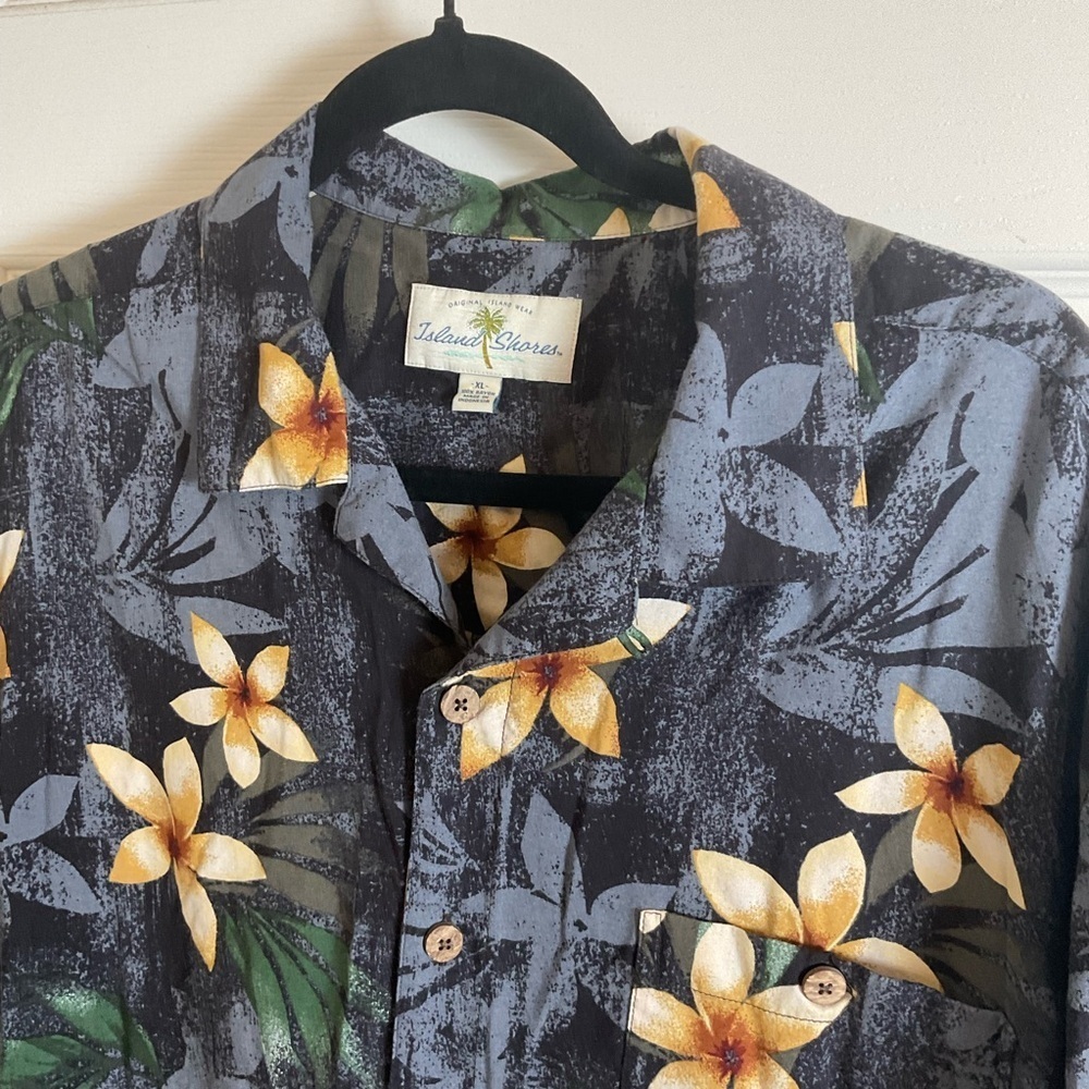 Vintage 90s Island Shores Floral Hawaiian Shirt XL Rayon Tropical Plumeria - Picture 3 of 9